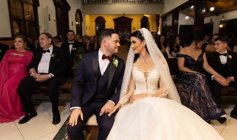 ¡Entre luz, sonrisas y promesas! Katy Dolande y Oscar Faarup sellan su amor 