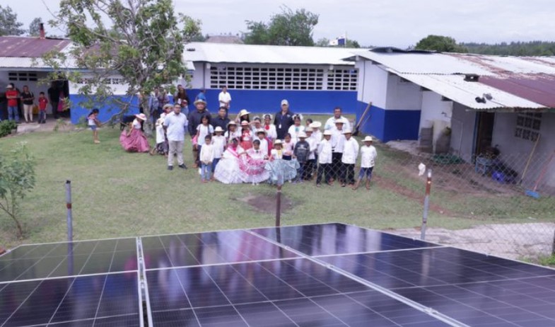 Oficina de Electrificación Rural subsana anomalías con líneas eléctricas de la pasada administración 