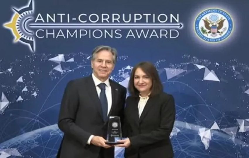 Presidente de la Comisión Federal Marítima, Louis E. Sola, ya había advertido sobre la 'metodología y credibilidad' de Planells 