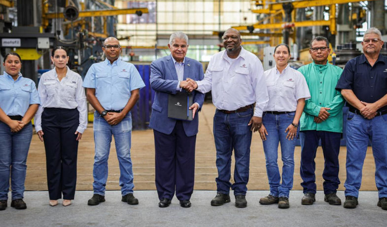 Mulino recibe dividendos del Canal por B/.2,965 millones para cubrir proyectos de inversión en todo el país 