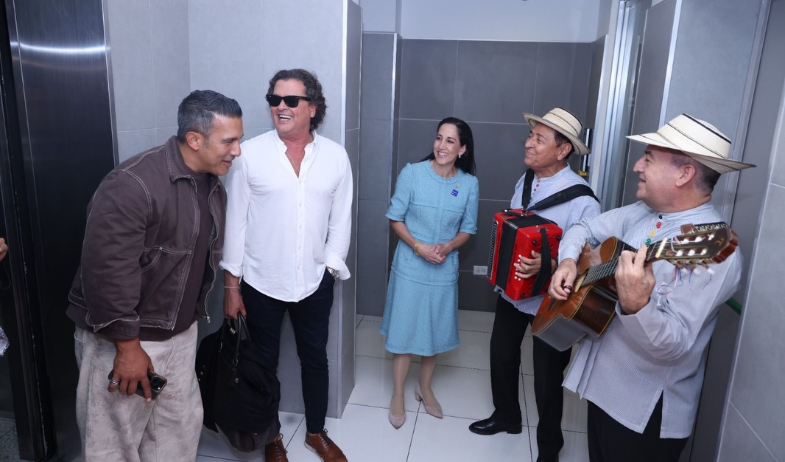 Ministra de Cultura sostiene encuentro con Carlos Vives y Gaitanes para fortalecer alianzas culturales 