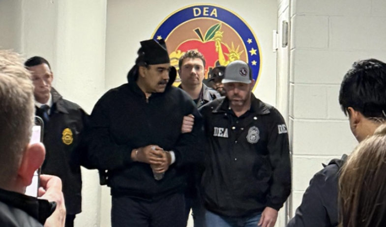 Maduro durmió recluido en Brooklyn mientras Delcy Rodríguez asume el poder en Venezuela 