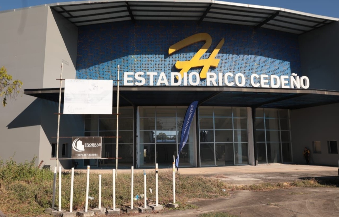 Retoman obras de rehabilitación del estadio Rico Cedeño para inaugurarlo este año  