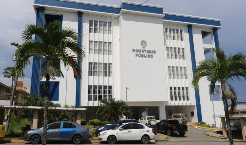 Hombre de 32 años enfrenta cargos por abuso sexual contra una niña en Portobelo 