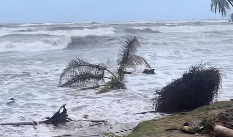 Mal tiempo afecta al menos 25 viviendas en la provincia de Colón 