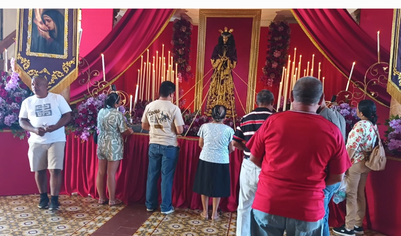 Atalaya vibra en fe: miles participan en el sexto día de novenas al Jesús Nazareno 