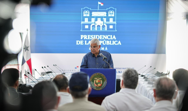 Mulino propone a Aduanas negociar trámite único con Costa Rica para eliminar 'cuellos de botella' 