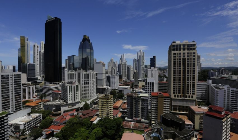 Los depósitos y los créditos impulsaron a la banca de Panamá en 2025, afirma regulador 