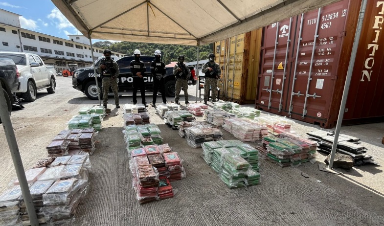 Incautan en Panamá 811 paquetes de droga con destino a la India 