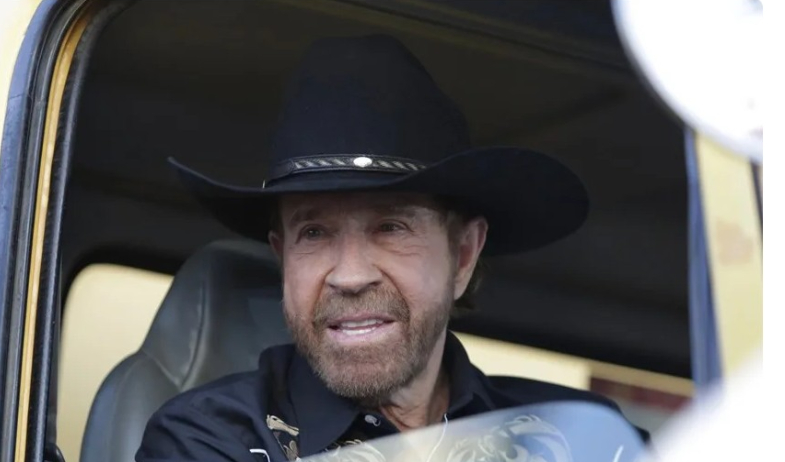 Muere el actor Chuck Norris a los 86 años 