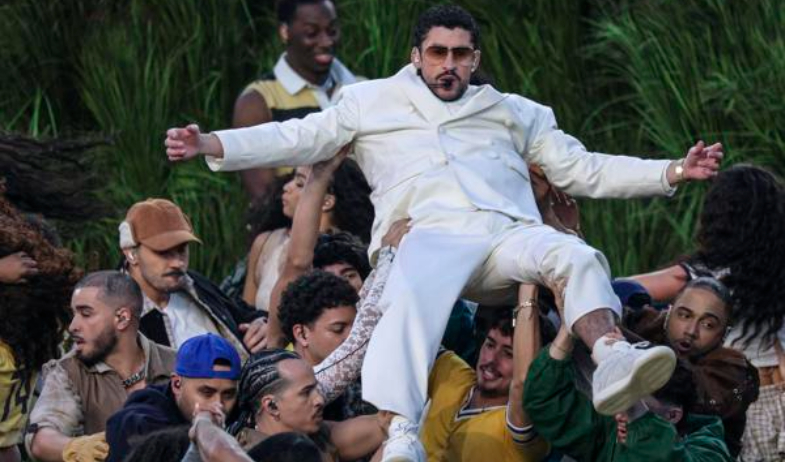 Bad Bunny deslumbra a Tokio en su debut asiático 