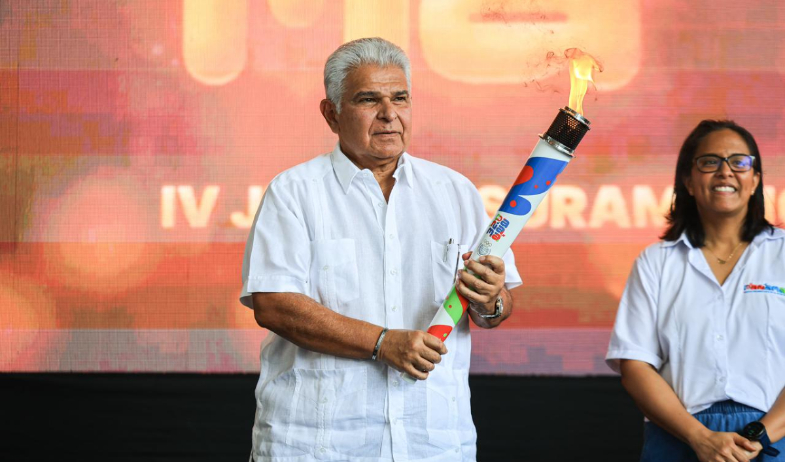 ¡A otro Nivel! Presidente Mulino enciende la llama de los IV Juegos Suramericanos de la Juventud 