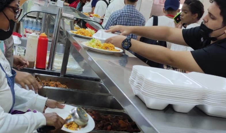 Universidad de Panamá reactiva servicio de cafeterías al inicio del primer semestre académico 2026 