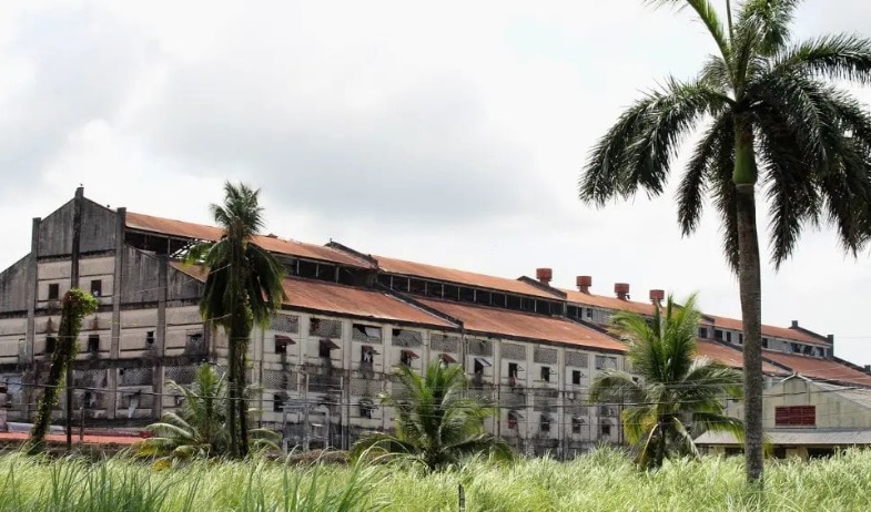 Recluso fallece tras caída en el penal Nueva Esperanza de Colón 