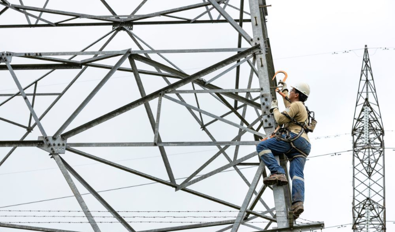 Fitch otorga alineación de 'Excelente' a ETESA para emisión de deuda verde, la máxima calificación posible 