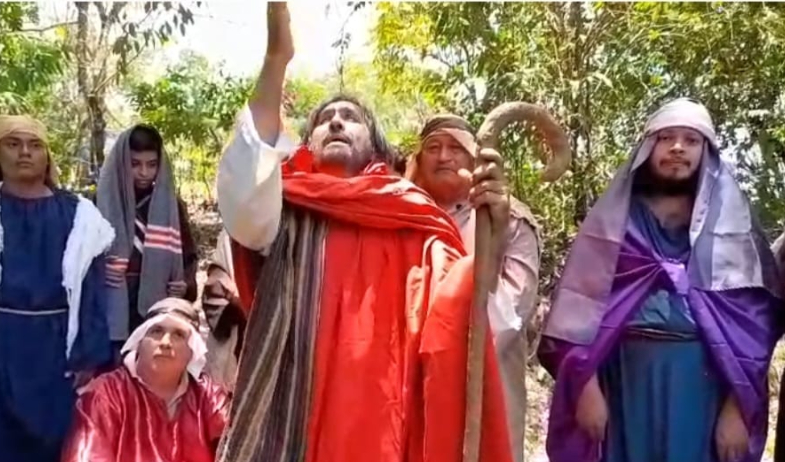 Multitudinaria participación en dramatización de la Pasión de Cristo en Río de Jesús 