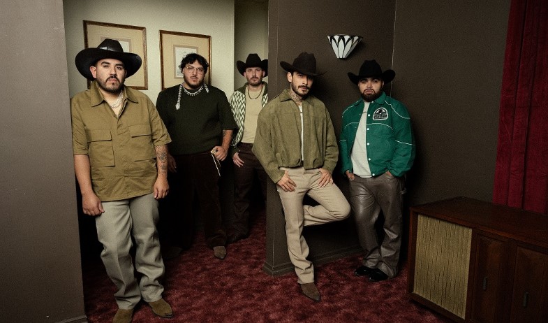 Éxitos de Grupo Frontera sonarán en vivo en Plaza Amador  