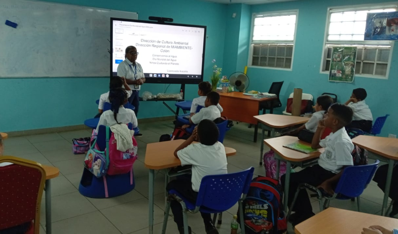 Estudiantes del Centro Educativo El Giral aprenden sobre el valor del agua 