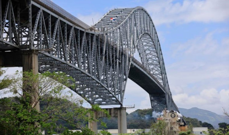 MOP continuará monitoreando y revisando el Puente de Las Américas, tras su reapertura parcial con restricciones, reitera ministro Andrade 