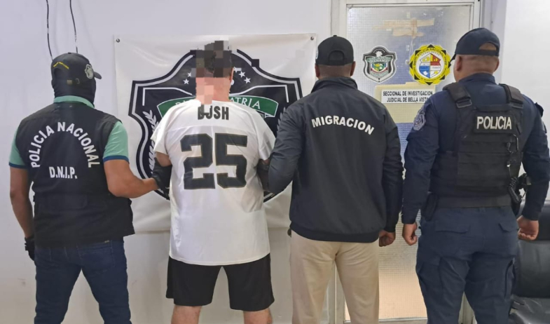 Capturan en Bella Vista a estadounidense con alerta roja de Interpol por homicidio 