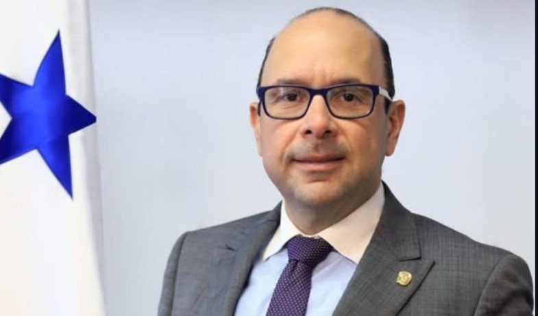 Defensor del Pueblo anuncia que retira su candidatura para el próximo periodo 