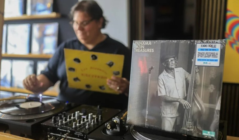 Lanzan 'Panama Latin Treasures' en vinilo con una rareza musical de Rubén Blades 