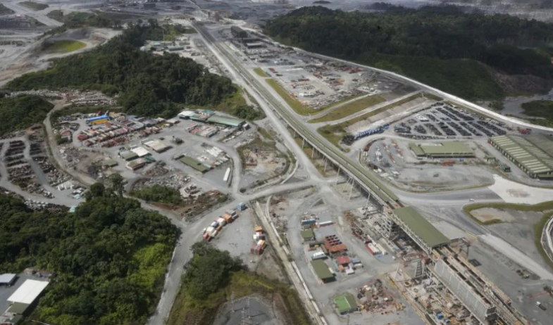 Hallan material minero expuesto y Mi Ambiente recomienda retirarlo para evitar riesgos de drenaje  