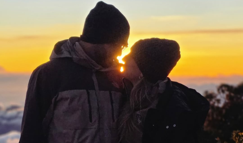 Diputado Betserai Richards reaparece en video con misteriosa acompañante 