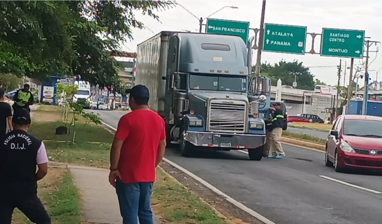Misteriosa muerte en la vía Interamericana en Santiago está bajo investigación 