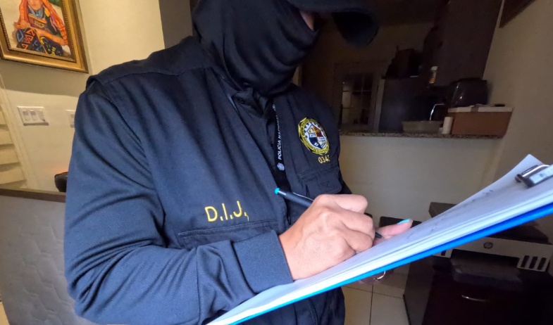 Operación Pupitre deja tres aprehendidos por presunto peculado en Don Bosco 