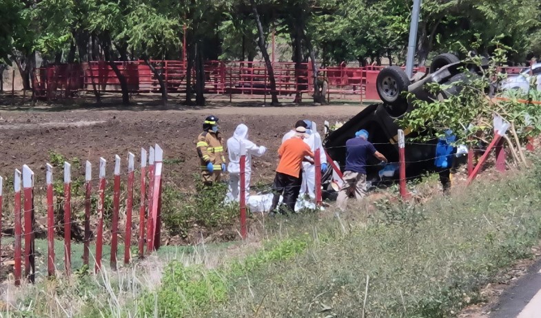 Tragedia en Tonosí: dos muertos y un herido en aparatoso accidente 