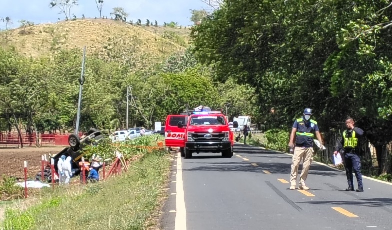 Carreteras santeñas cobran vidas y heridos durante el fin de semana 
