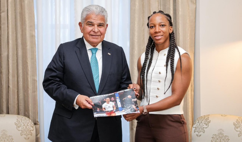 Joselyne Edwards lleva su inspiración y disciplina hasta la Presidencia de la República 