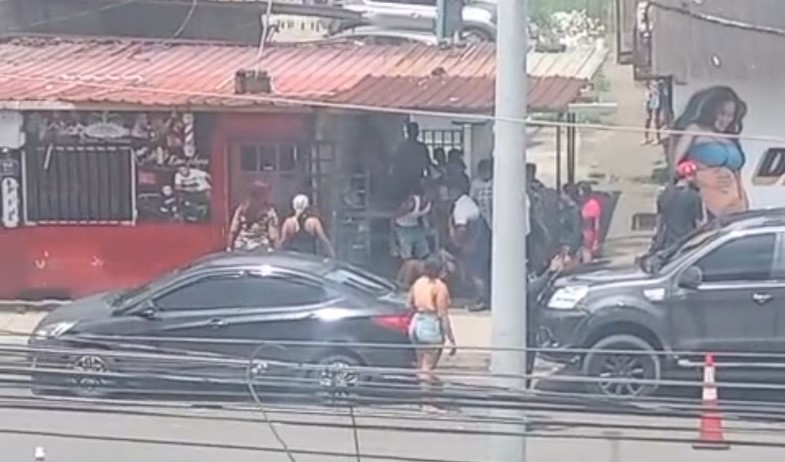 Dos heridos de bala en La Feria de Colón 