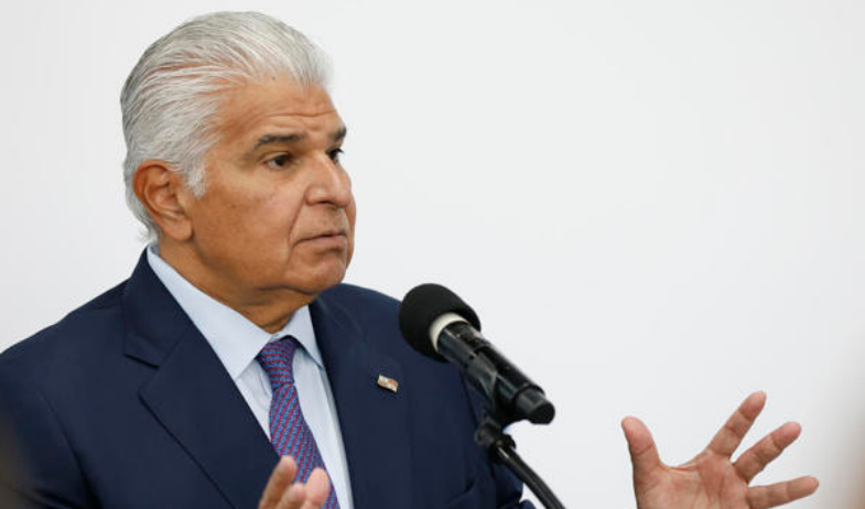 Presidente de Panamá espera que ley para multinacionales saque al país de lista de la UE 