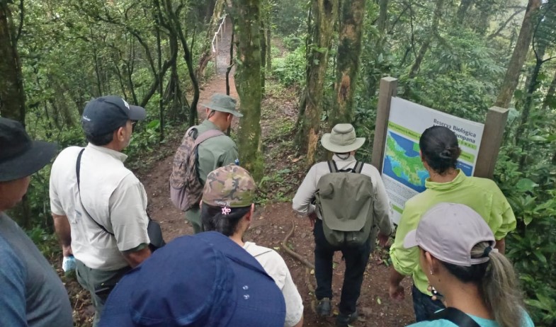 Reabren el Sendero Cerro de la Cruz tras ocho meses de cierre en Altos de Campana 