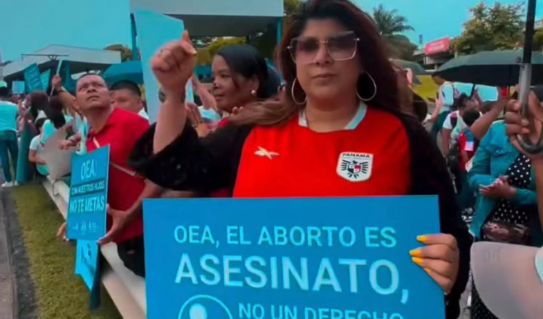 Anaís Solís responde a las críticas tras defender la familia tradiciona 