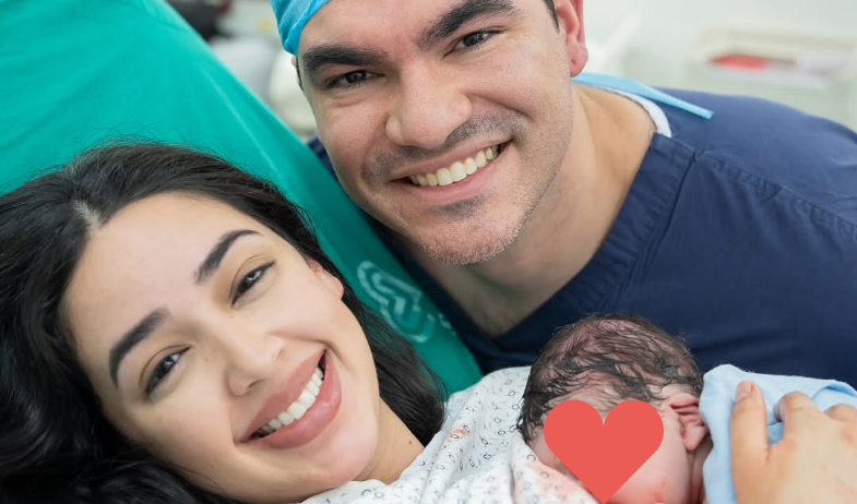Dayana Sáez y Gio Scollo celebran la llegada de su primógenito Polo Enzo 