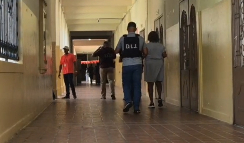 Estudiante resulta herido con arma blanca en colegio de Colón 