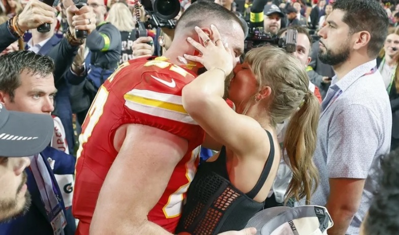 Taylor Swift y Travis Kelce planean casarse en el centro de Nueva York, según TMZ 