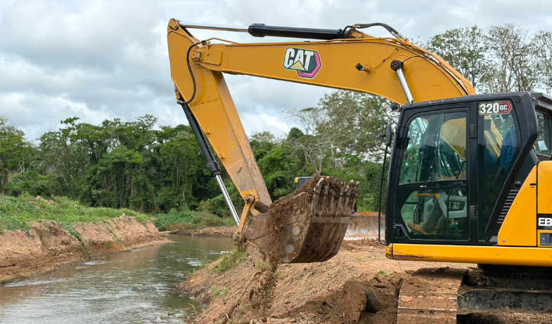 Buscan evitar inundaciones con dragado del río Coclé 