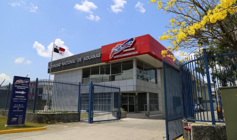 Aduanas exigirá nueva declaración para mercancías que salgan de la ZLC 