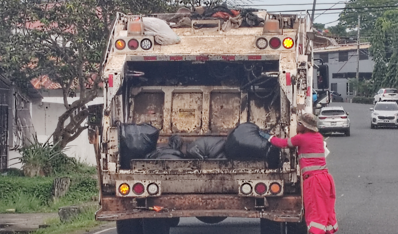 Municipio de La Chorrera inicia licitación para nuevo servicio de recolección de basura 