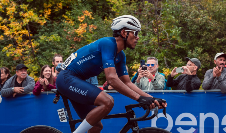 Christofer Jurado protagoniza la fuga del día en el Mundial de Ciclismo en Ruta Montreal 2026 