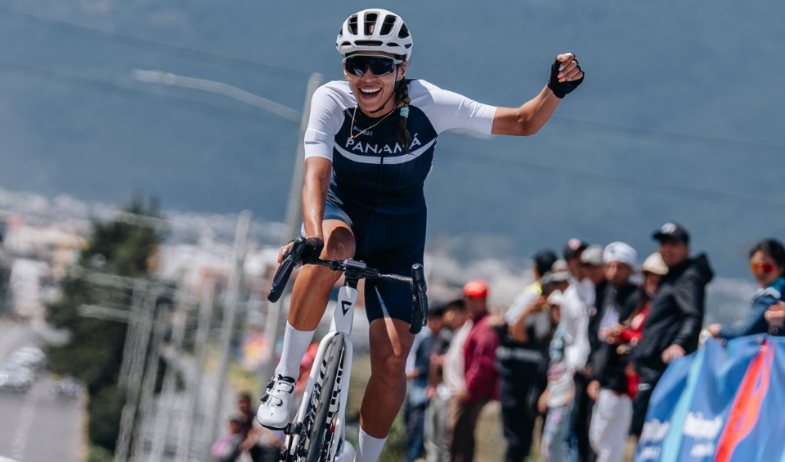 Wendy Ducreux, primera panameña en competir en la prueba de ruta de un Campeonato Mundial de Ciclismo   