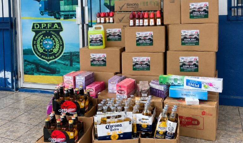 Decomisan presunto contrabando en un local comercial de Colón 