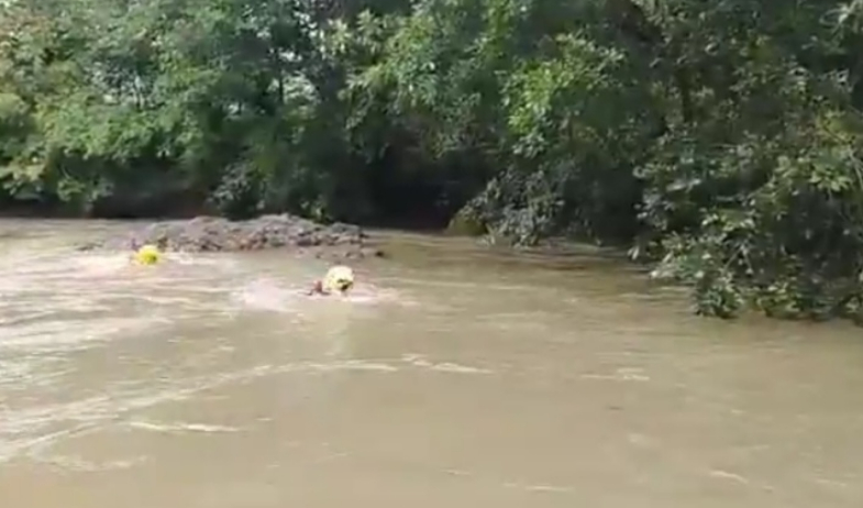 Buscan adulto mayor desaparecido tras intentar cruzar río San Rafael en Cativé en Soná 