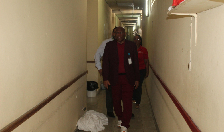 Salud realiza operativo sorpresa en casas de ocasión de San Miguelito 