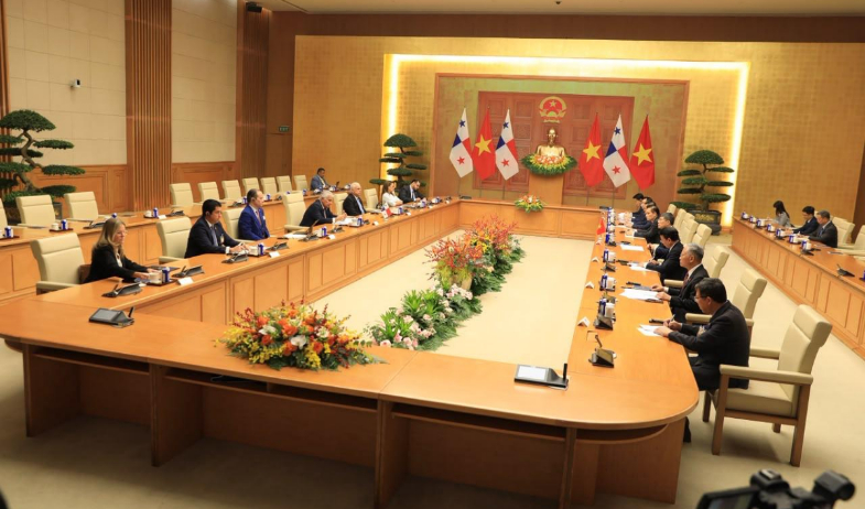 Vietnam manifiesta interés en la Zona Libre de Colón: encuentro Mulino - Primer Ministro Le Minh Hung 