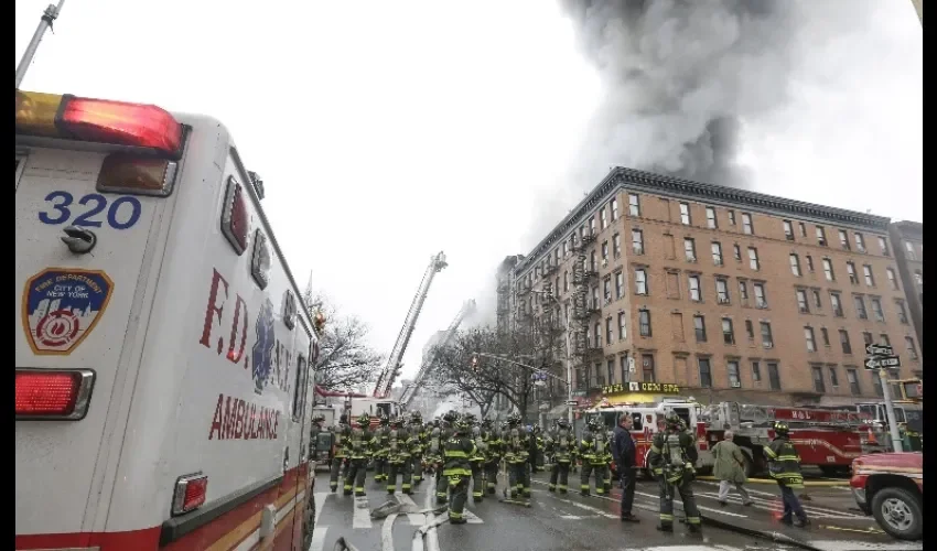 De Blasio precisó que la fuga de gas se debió a una serie de trabajos de fontanería que se estaban realizando en el edificio.